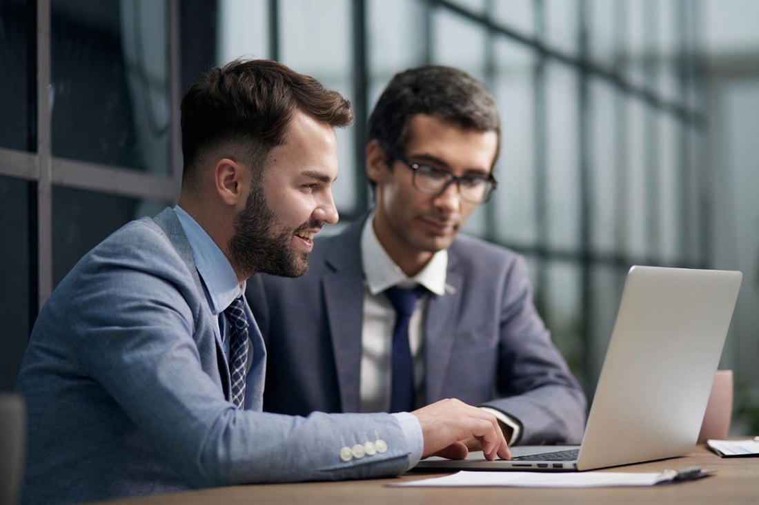 A Guide to Microsoft Viva Sales (Microsoft Sales Copilot)