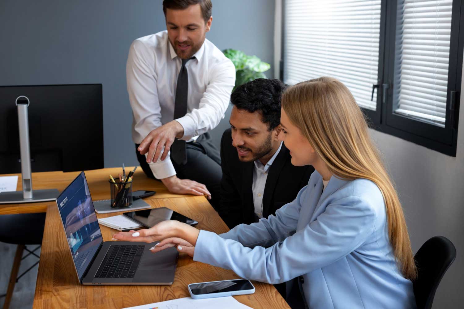 BUILD A CUSTOMIZED DYNAMICS 365 AZURE PLATFORM